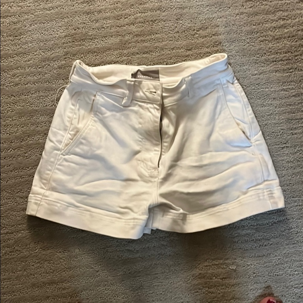 Everlane white short